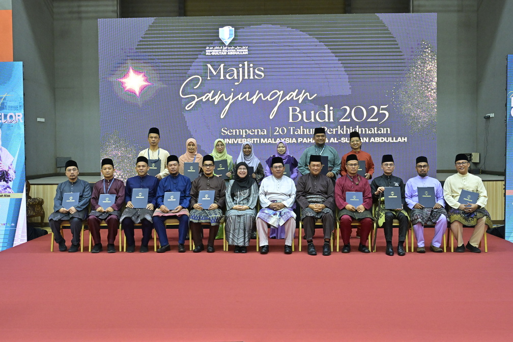 UMPSA celebrates 115 loyal staff members in Majlis Sanjungan Budi 2025