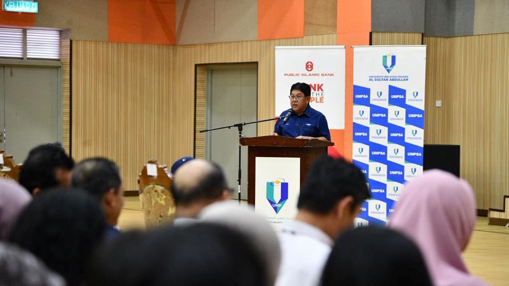 UMPSA terima 2 kereta elektrik (EV) sumbangan Fieldman EV Sdn. Bhd.