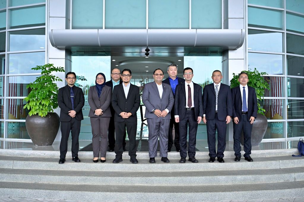 UMPSA receives visit from Yunnan Technician College China, explores opportunities for strategic collaboration