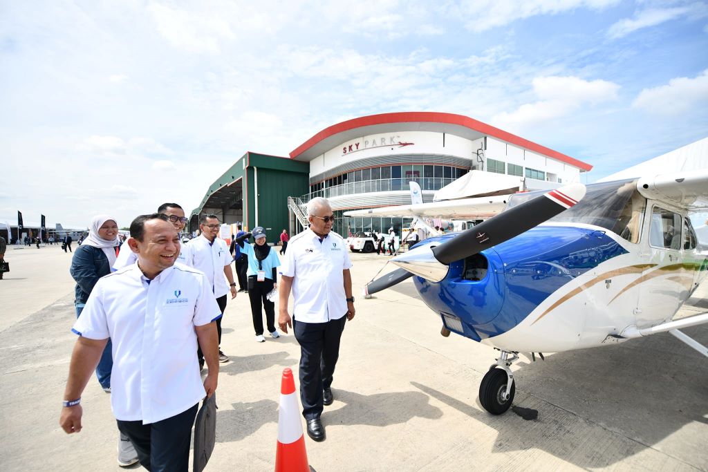 UMPSA terokai bidang Penerbangan bersama Delta Aerospace Sdn. Bhd.