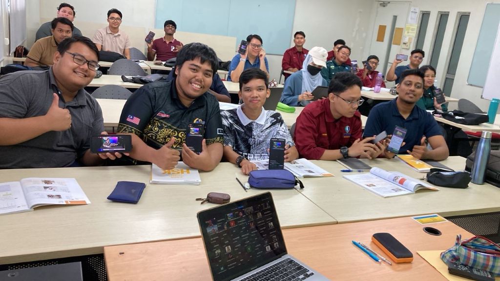 WELLT 2025 pacu jalinan akademik dan budaya serantau melalui keindahan bahasa dan suara global