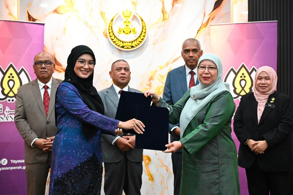 Yayasan Perak–UMPSA meterai kerjasama menerusi biasiswa padanan program ijazah dual di Kazakhstan