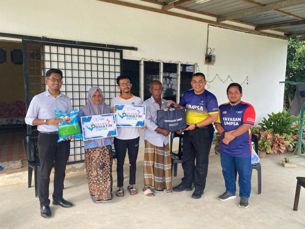 Ziarah Prihatin UMPSA salur bantuan awal pendidikan kepada bakal pelajarnya