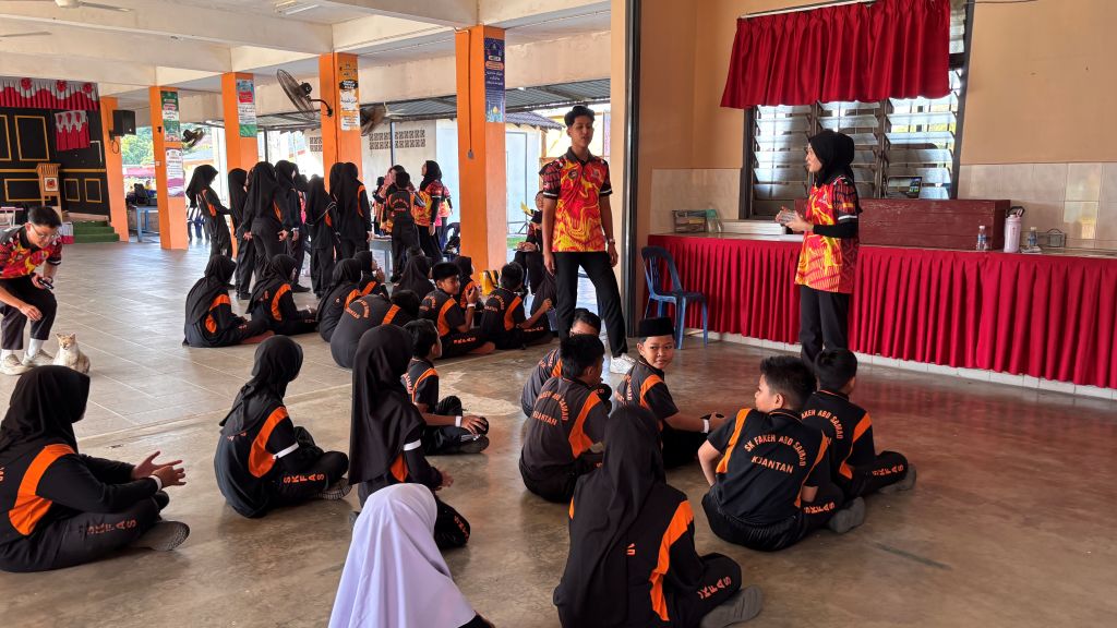 “¡Hola! SK Fakeh” UMPSA cungkil minat murid kuasai bahasa Sepanyol