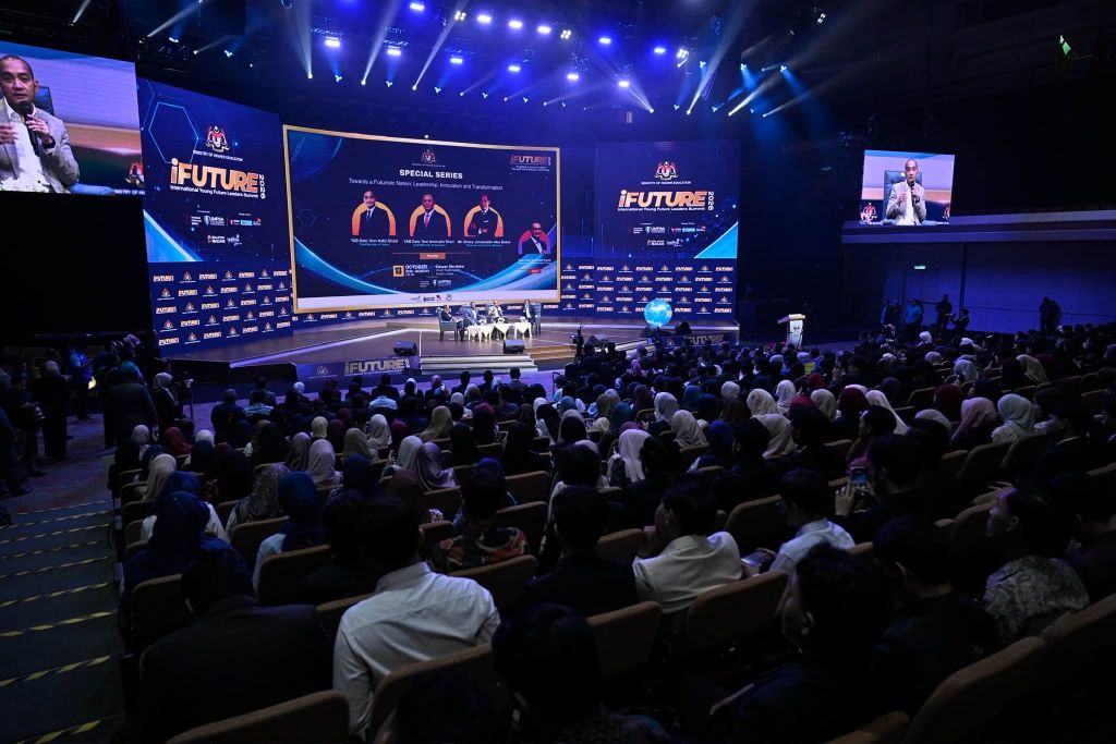 iFUTURE 2026- Pemimpin masa depan perlu berani membuat keputusan, utamakan pembangunan bakat tempatan dan pergiat inovasi