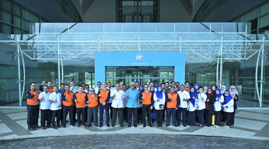 UMPSA jalin kerjasama industri dan berkongsi kepakaran dengan PROTON