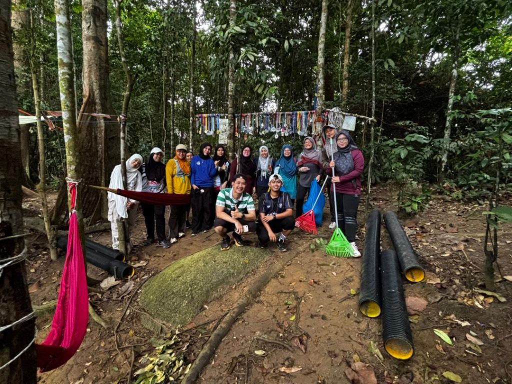 UMPSA dan HAMOC jayakan misi Plogging Bukit Pelindung, perkasa kelestarian alam sekitar