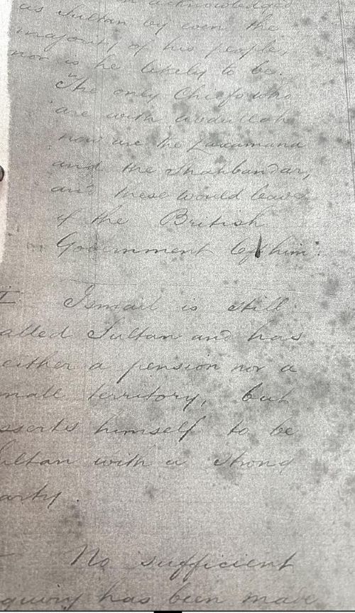 Dokumen tulisan tangan pegawai British mengenai konflik Sultan Ismail dan Raja Abdullah di Perak