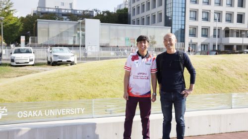 Aizat Mohd Nasir, outstanding young alumnus, receives UMPSA 2024 Mercu Sanjung Alumni Hope Award