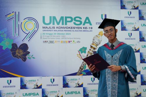 Aktif dalam Program Khidmat Masyarakat, Muhammad Syafiq terima Anugerah Kecemerlangan Sapura Industrial