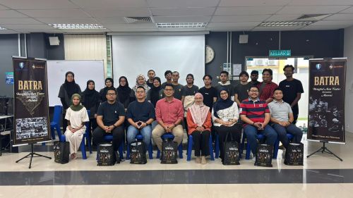 Alumni UMPSA teruja kongsi ilmu dalam Bengkel Asas Teater Bersama Rakan Alumni (BATRA)