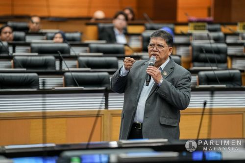 Dari Dewan Senat UMPSA ke Dewan Persidangan Parlimen Malaysia