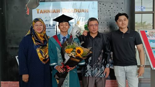 Hussein Al-Faiz raih 2 Anugerah Kecemerlangan