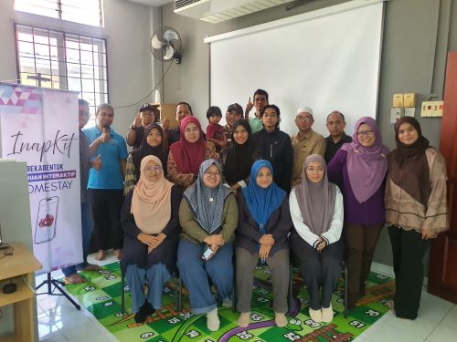 UMPSA anjur Pemindahan Ilmu Pembangunan Panduan Interaktif (InapKiT) kepada pengusaha Inap Desa di Pahang