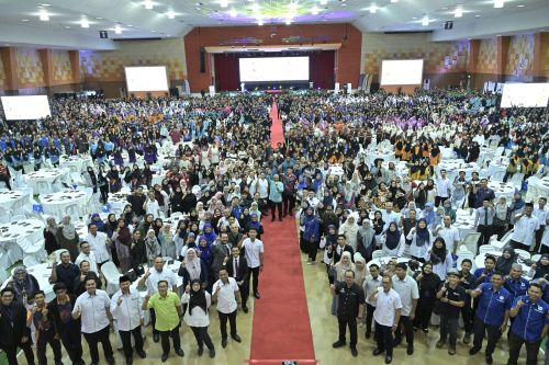  KDPB Sultan Pahang, KDPM Tengku Mahkota Pahang lancar Program Road Tour Skor A+ SPM Pahang dan Tuisyen Komuniti YASA-UMPSA 2025