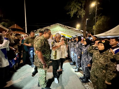 Lebih 300 pelajar dan warga UMPSA rai keberangkatan Kembara Sultan Pahang 1.0