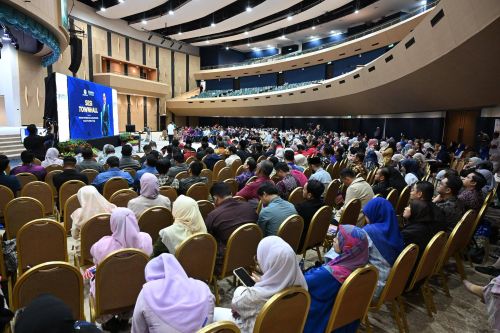 Menteri Pendidikan Tinggi santuni lebih 500 pemimpin muda IPT Zon Timur di UMPSA