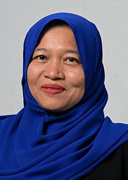 Dr. Wan Jumani Fauzi