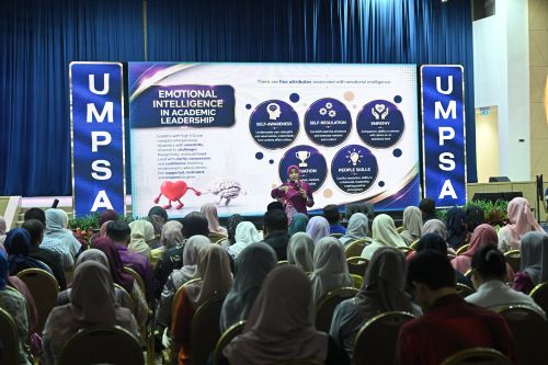 Pemimpin Akademik hebat bukan sekadar mengurus, tetapi menginspirasi