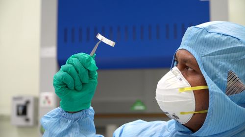 Penyelidik UMPSA berjaya hasilkan ‘Paperbot’ pertama di Malaysia menerusi kelembapan udara bagi menggerakkan robot masa hadapan