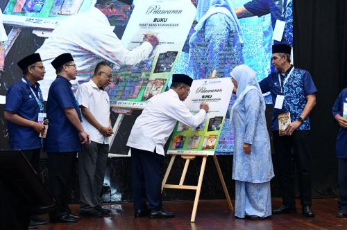 Persidangan Antarabangsa i-Conscience 2025 UMPSA kupas hubungan teknologi, nilai kemanusiaan dan peradaban