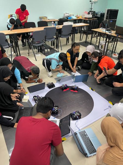 Petrosains RBTX Challenge 2023 empowers robotics enthusiasts in Pahang