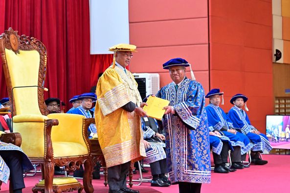 KDYMM SPB YDP Agong awards Proclamation Certificates for Pro-Chancellor and UMPSA