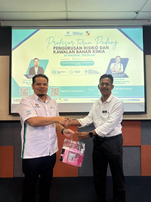 Program Profesor Turun Padang perkasa pengurusan risiko dan kawalan bahan kimia di Makmal Sekolah
