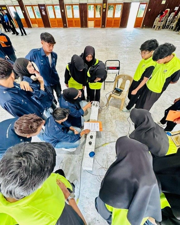 Program SULAM bagi Kursus Building Engineering Technology 2, Program Sarjana Muda Teknologi Pembinaan Bangunan dengan Kepujian di Fakulti Teknologi Kejuruteraan Awam, Universiti Malaysia Pahang Al-Sultan Abdullah bertempat di Sekolah Menengah Kebangsaan Teknik Kuantan pada 25 Mei 2025