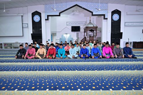 MoHE Minister celebrates UMPSA students during Ramadan Semarak Programme