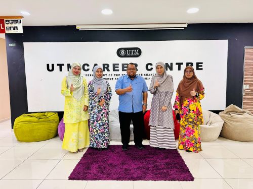 Sangkutan Kerja: Lonjak Kompetensi, Perkukuh Profesionalisme