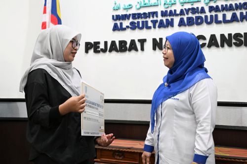 UMPSA santuni waris staf menerusi penyerahan manfaat kematian takaful