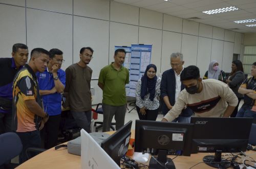 UMP receives visit from Petrosains