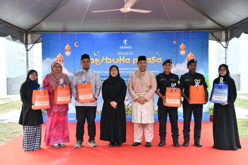 UMPSA Santuni Warga Kampus dalam Majlis Berbuka Puasa