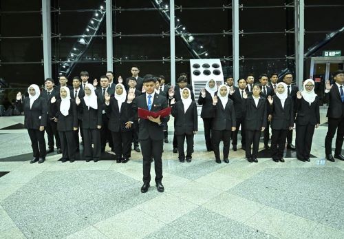 31 students of the 3rd Cohort of the BJTU–UMPSA Dual Degree Programme celebrated in a simple ceremony at KLIA