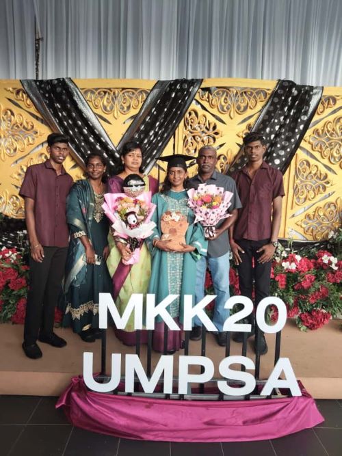 Ujian Bukan Alasan, Pavithra Buktikan Tiada Yang Mustahil Dengan Semangat Dan Usaha