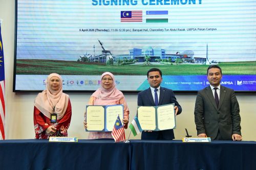 Universiti Malaysia Pahang Al-Sultan Abdullah (UMPSA) hari ini melakar detik penting dalam pengantarabangsaan pendidikan tinggi apabila memeterai kerjasama strategik bersama dua institusi dari Uzbekistan.  Majlis menyaksikan Naib Canselor UMPSA, Profesor Ts. Dr. Yatimah Alias menandatangani Memorandum Persefahaman (MoU) dengan Rektor Namangan State Technical University (NamSTU), Profesor Dr. Oybek Ergashev dan Rektor Samarkand State Architecture and Construction University (SamSACU), Dr. Cigdem Canbay Turkyilmaz. 