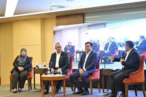 Industry-academia representatives gather in Roundtable Discussion (RTD) towards high-level TVET