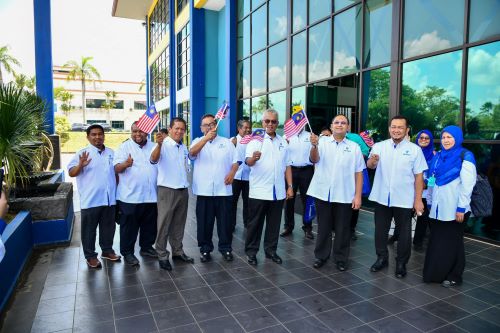 Warga UMPSA kibar jalur gemilang semarakkan sambutan Hari Kebangsaan 2023