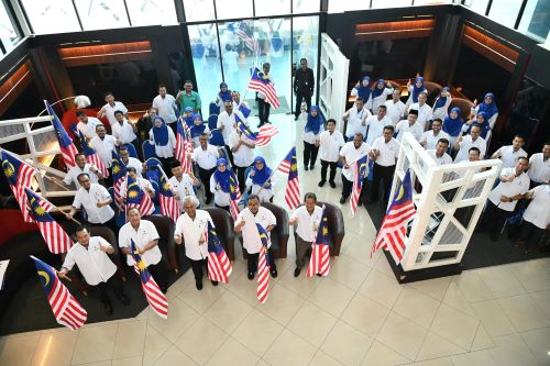 Warga UMPSA kibar jalur gemilang semarakkan sambutan Hari Kebangsaan 2023