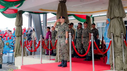 Nurul Ain harumkan nama UMPSA, rangkul Anugerah Kecemerlangan Kursus Askar Wataniah