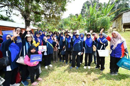 Yayasan UMPSA dan TERATAI ziarah OKU dan generasi baharu orang asli