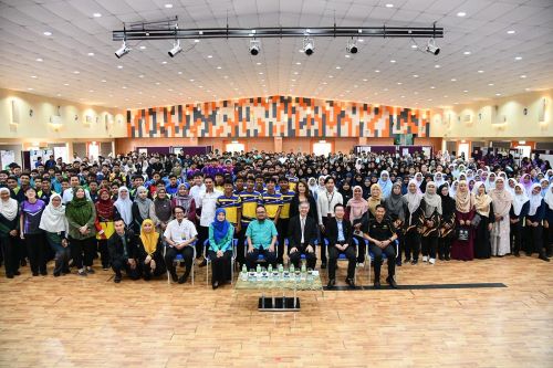 Lebih 600 pelajar meriahkan Karnival Kimia Malaysia (K2M) Pahang 2025 di UMPSA