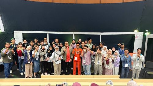 Teater UMPSA ‘hentian sebelah' tambat hati penonton