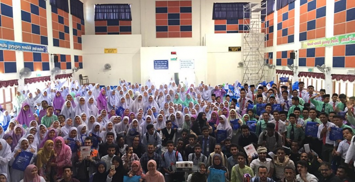 Malay language enhancement carnival benefitted UMP foreign students