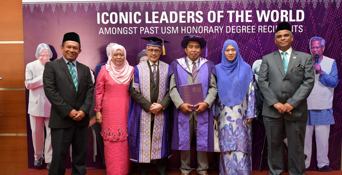UMP Board of Director’s Chairman presented with Honorary Degree in Education Management from USM