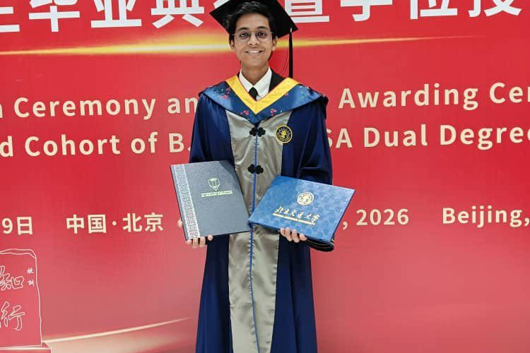 1 Pengajian 2 Ijazah, Lavnesh tamat pengajian Kejuruteraan Mekanikal dan Pengangkutan