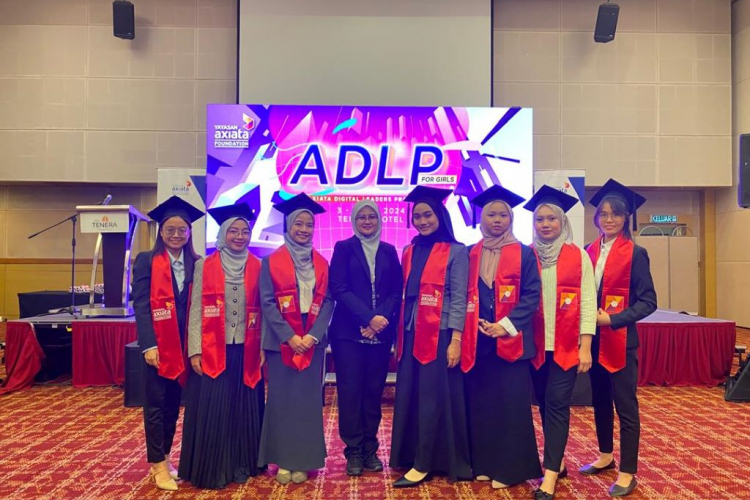 8 pelajar UMPSA terpilih dalam program Axiata Digital Leadership Programme for Girls 2024