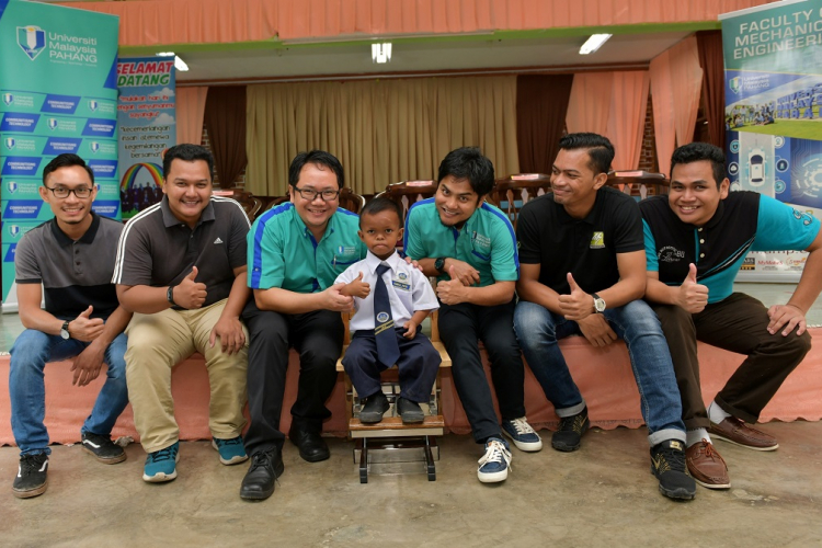 Special GRIT chair for Muhammad Amirul