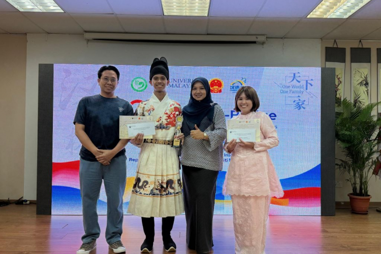 Afeef Hamizan pelajar UMPSA juara Chinese Bridge Malaysia wakil negara ke China